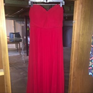 formal red sweetheart cut dress, floor length